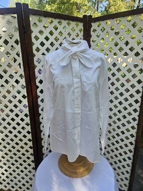 Vintage Pendleton Ladies White Bow Collar Button Up Blouse Size 16